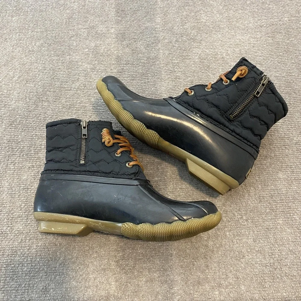 Sperry Duck Rain Boots Womens Size 7.5 Black Quilted Waterproof‎ Ankle STS84367